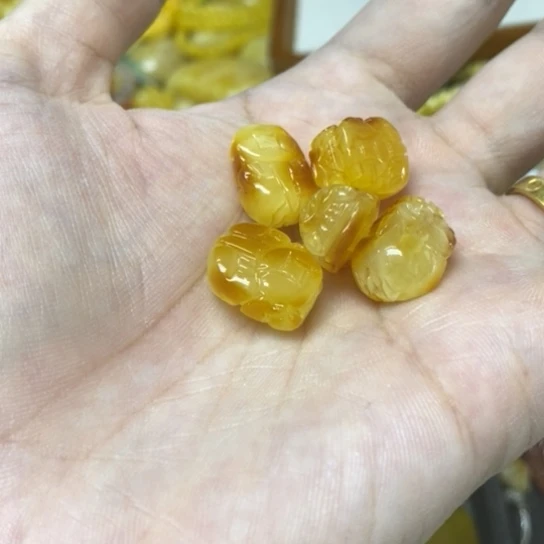 裸石蜜蜡未镶嵌多样性发货其一