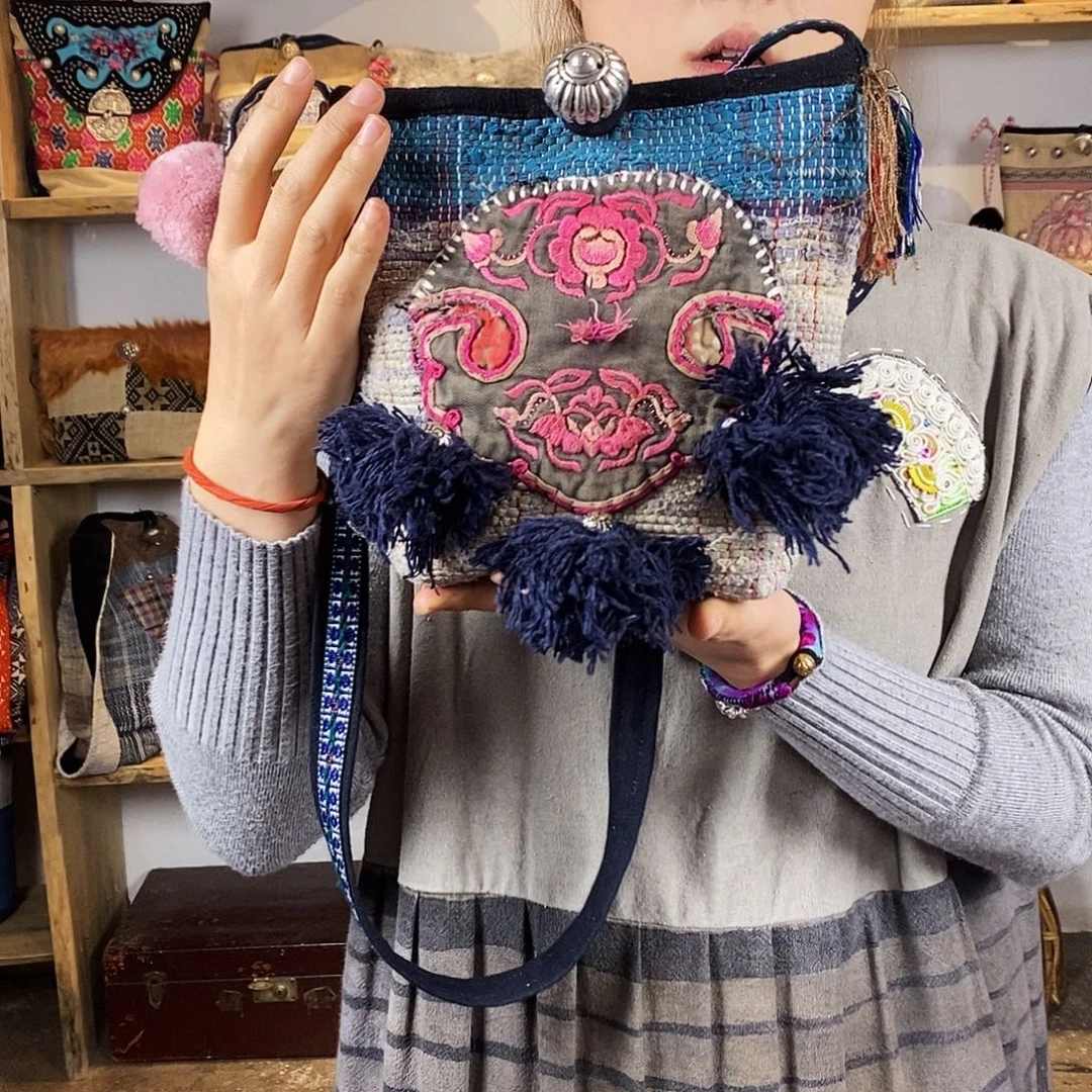 织绣手工制作包包