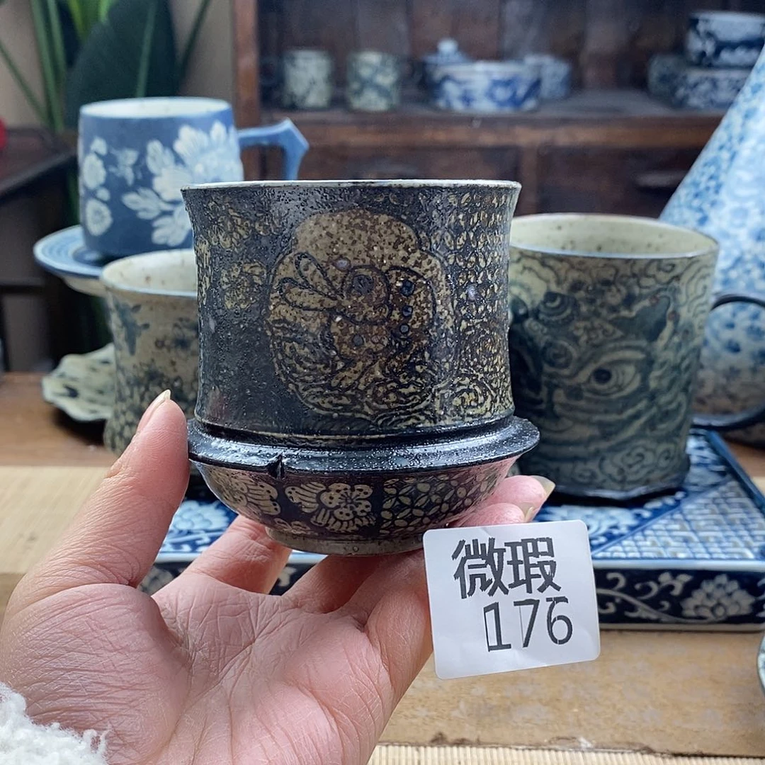 手工手绘青花陶瓷