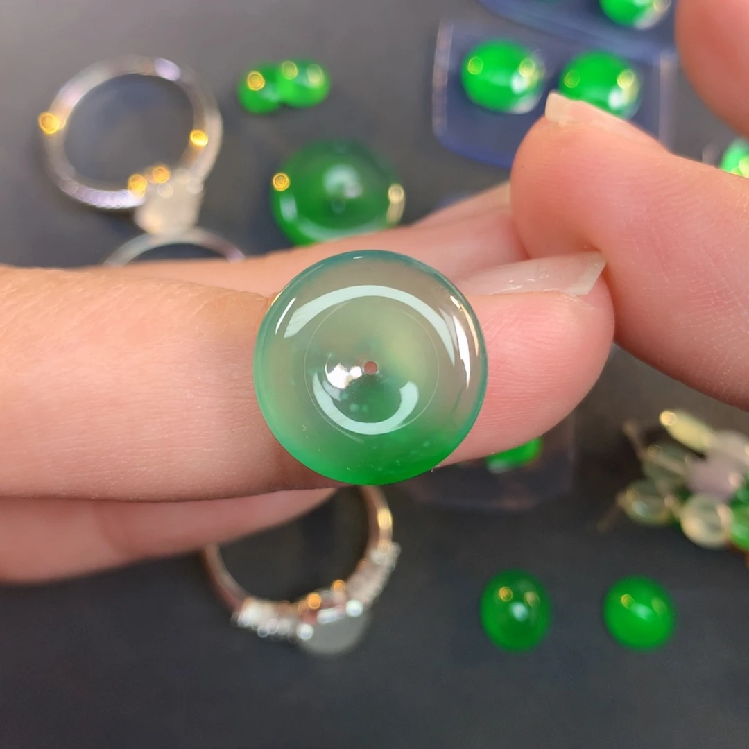 翡翠裸石14.58-2.94