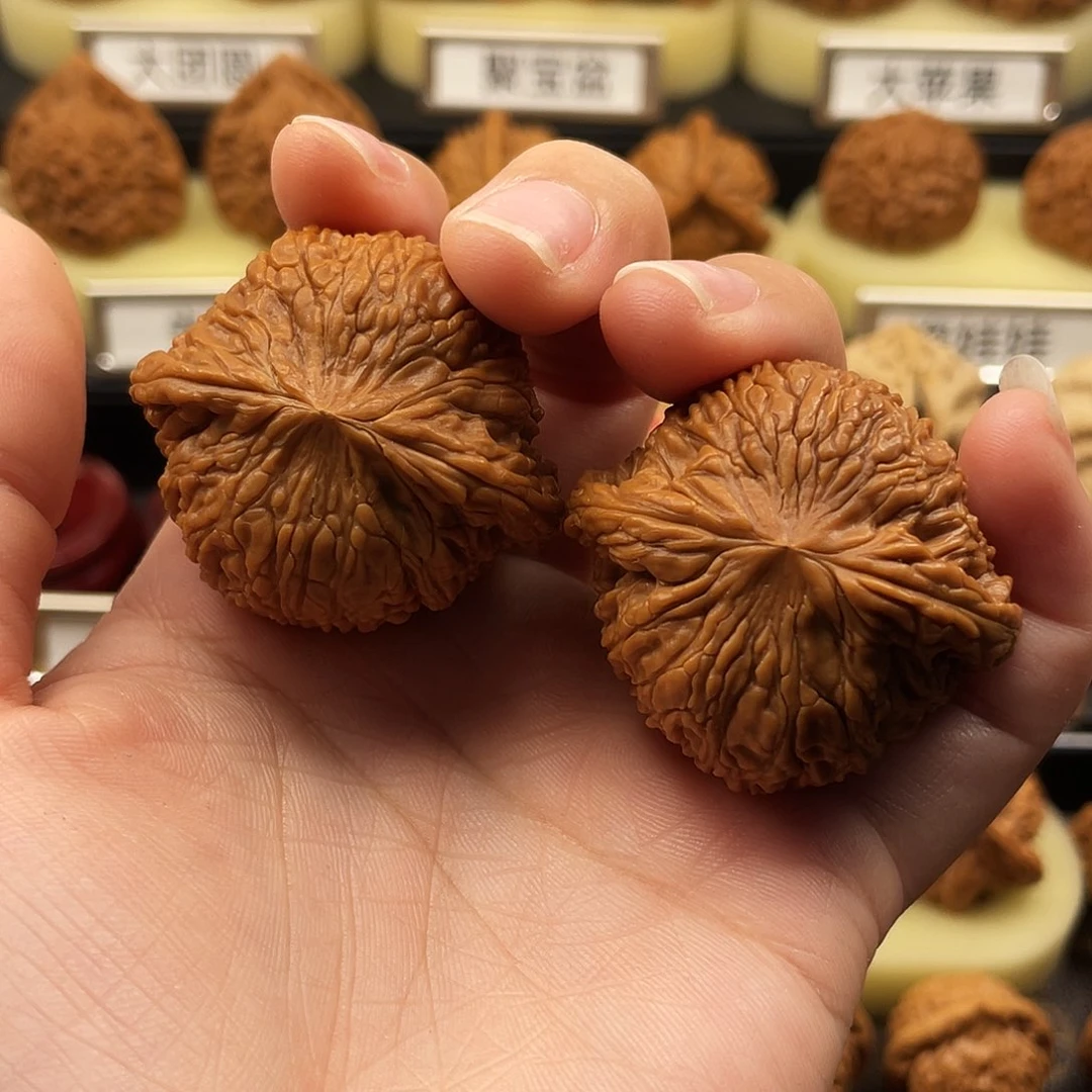 文玩核桃把件泥鳅背42尺
