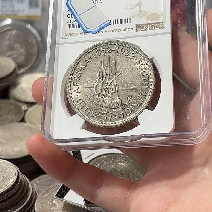 刘***帆普通金属币英属南非乔治六世银币
