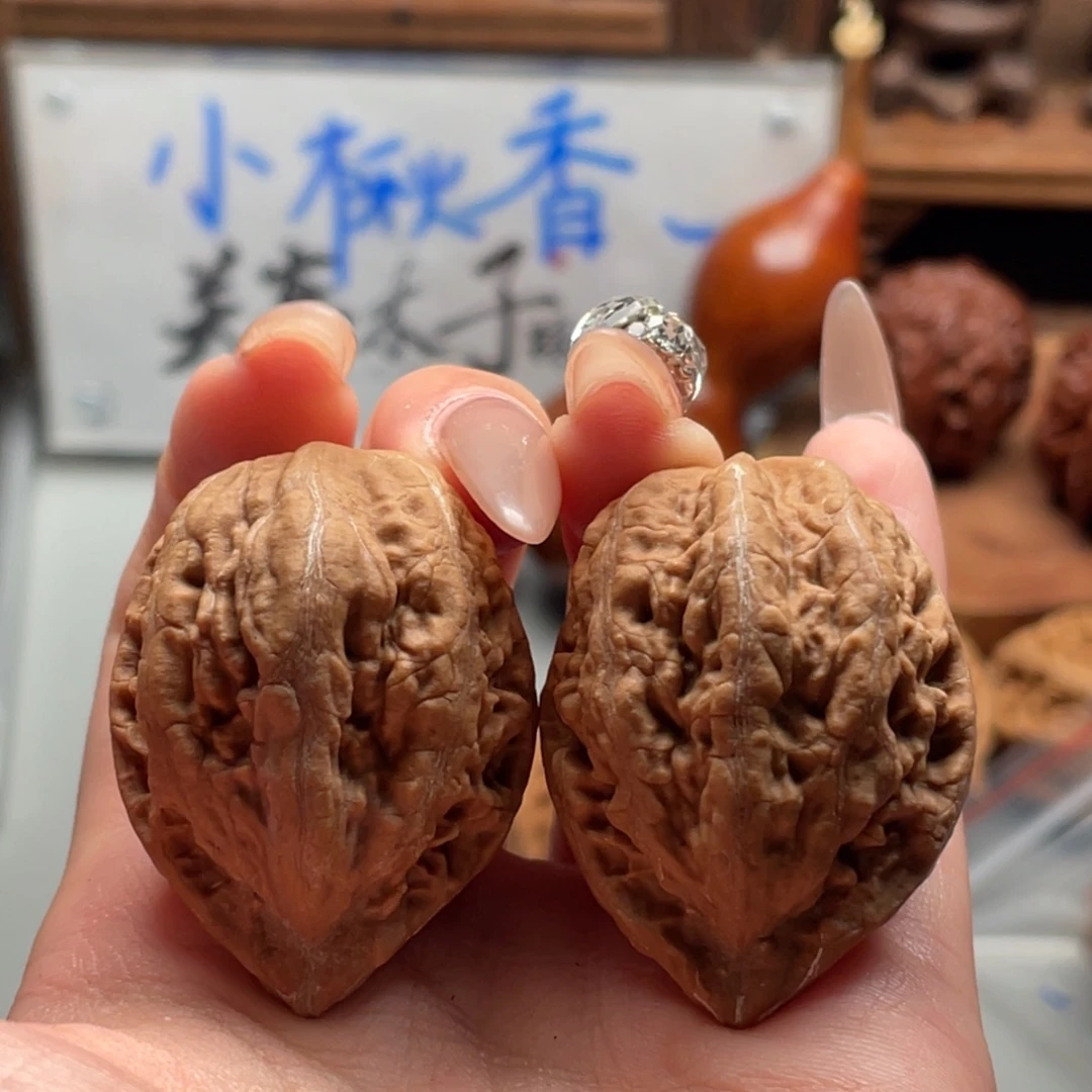 文玩核桃把件小楸香52
