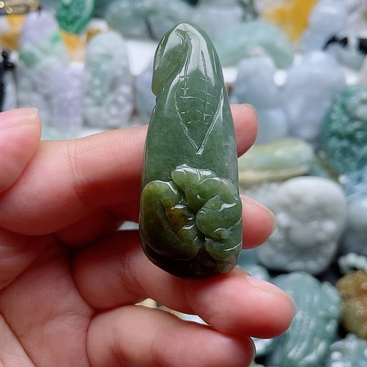 吊坠(不含链)未镶嵌翡翠1
