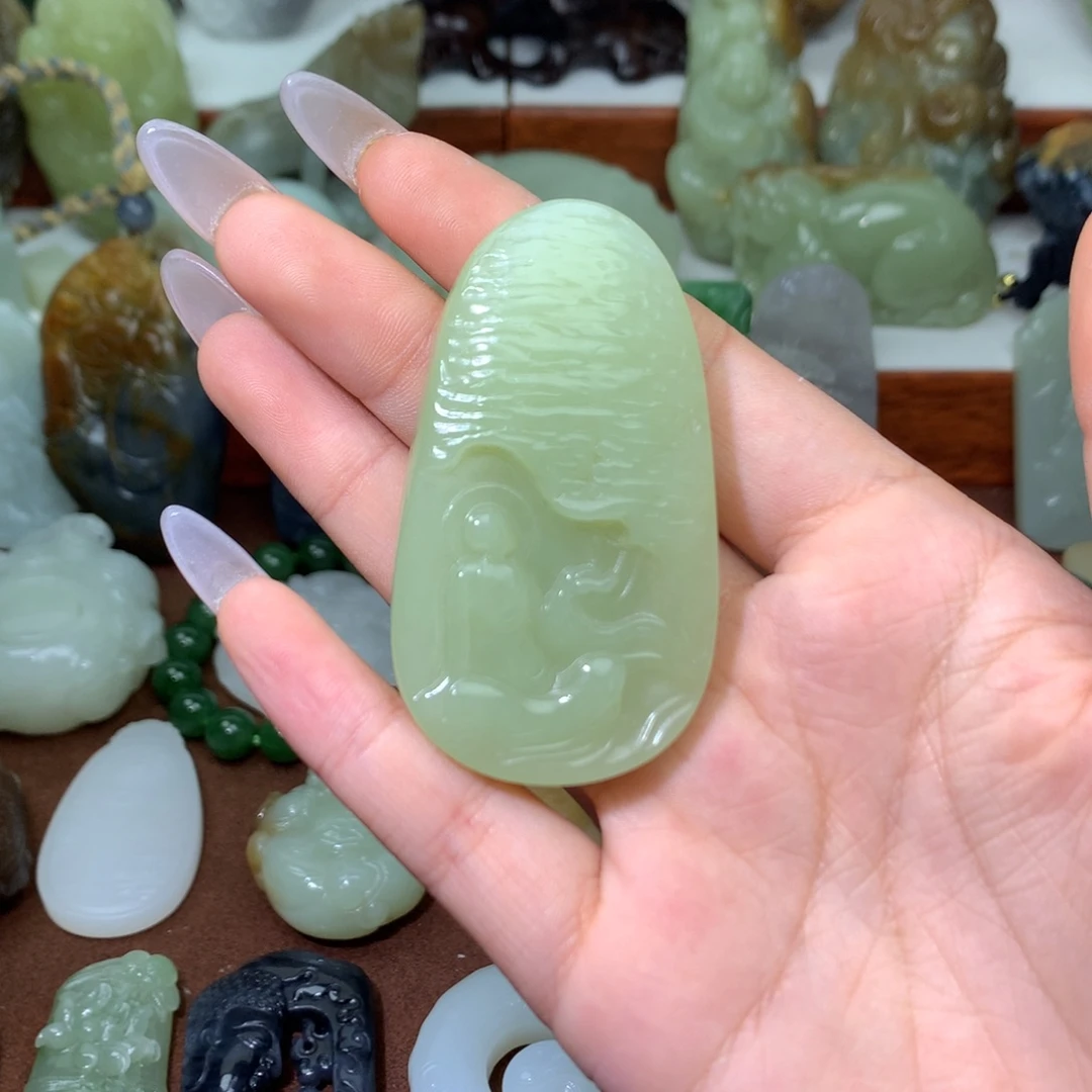 和田玉未镶嵌颈饰