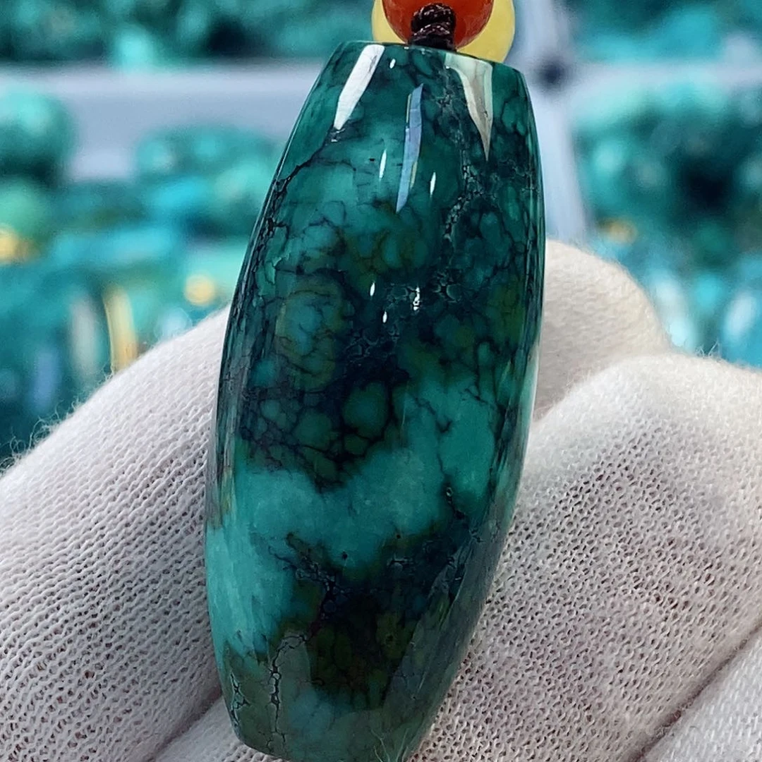 绿松石配饰未镶嵌