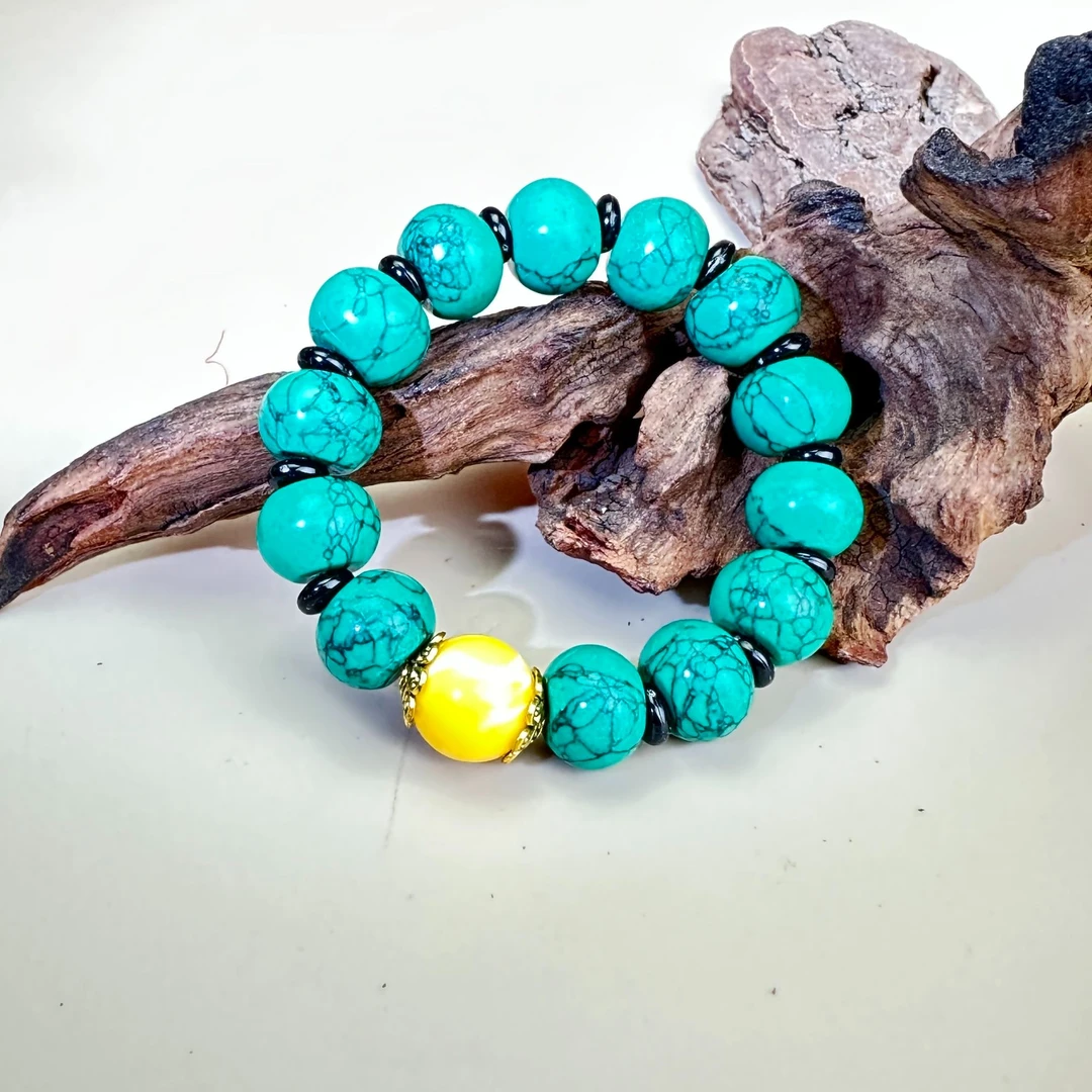 【墨香雅阁斋】绿s带点黄手串松色