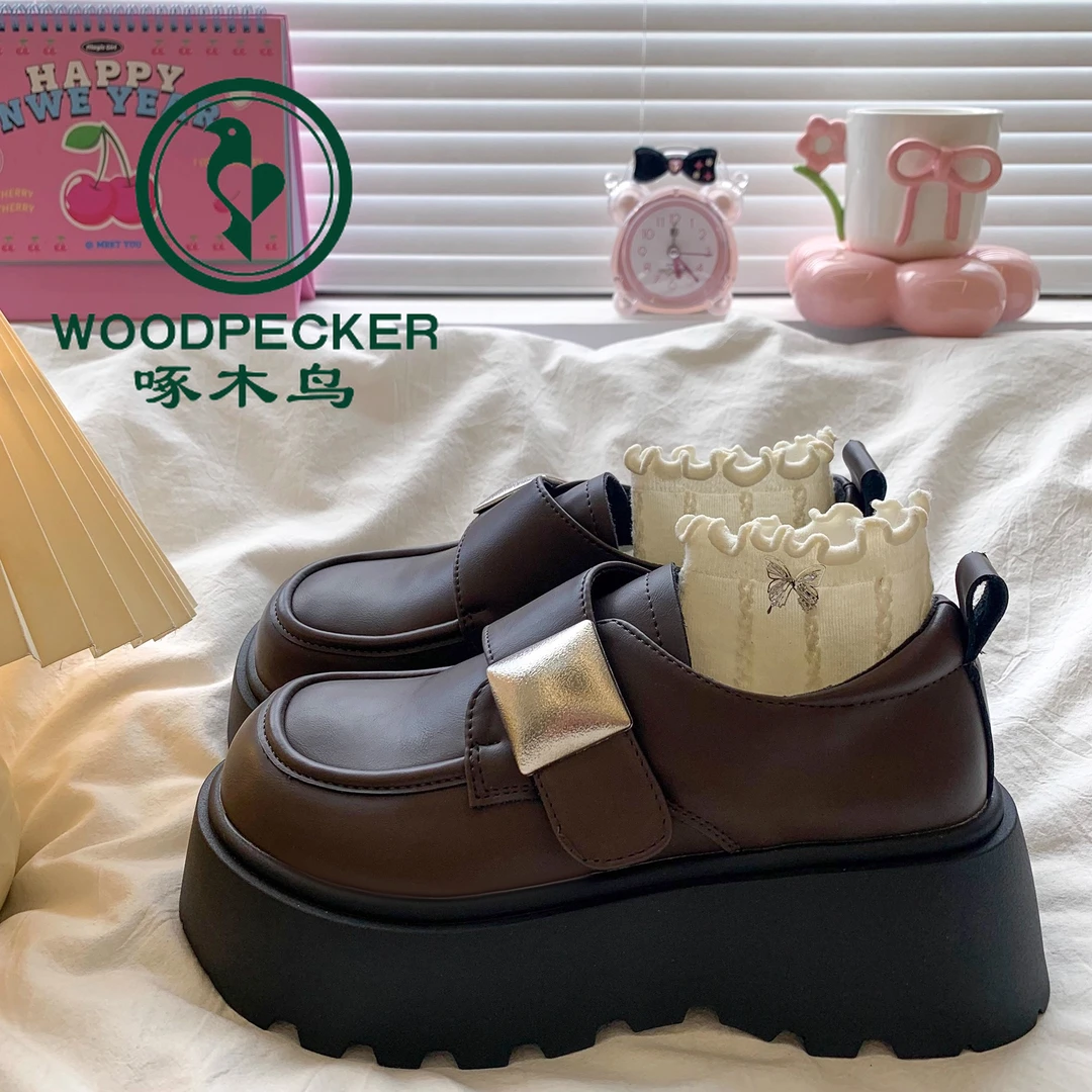 啄木鸟棕色小皮鞋女2025秋季新款复古英伦风厚底增高百搭乐福单鞋