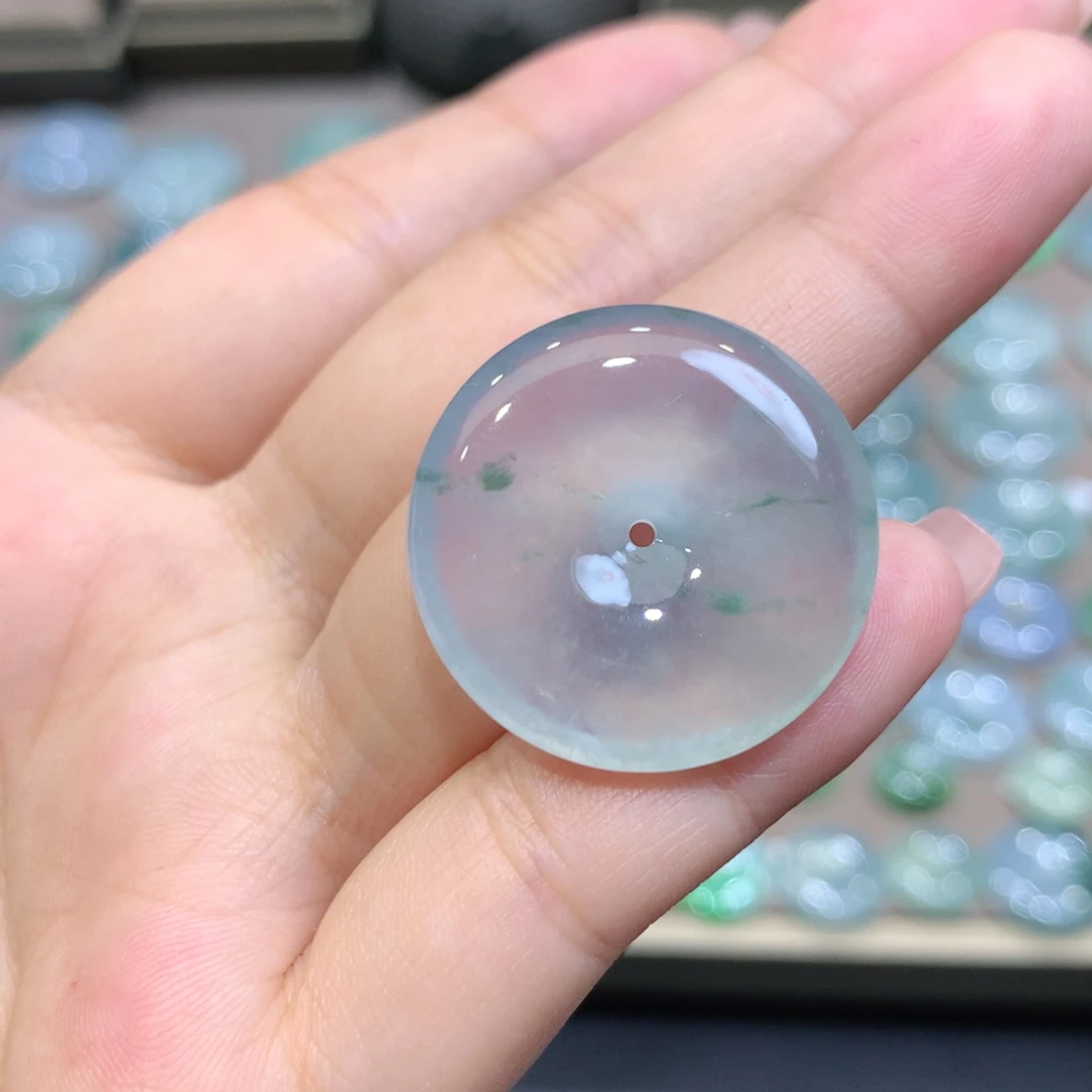 翡翠未镶嵌颈饰平安扣 26*5.6