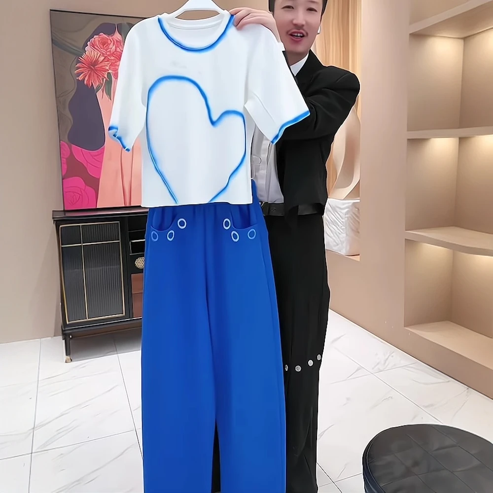 2025夏季新款时尚休闲运动套装女爱心图案圆领短袖直筒裤两件套潮