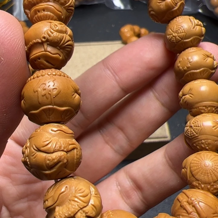 猴头核桃手串看看咯