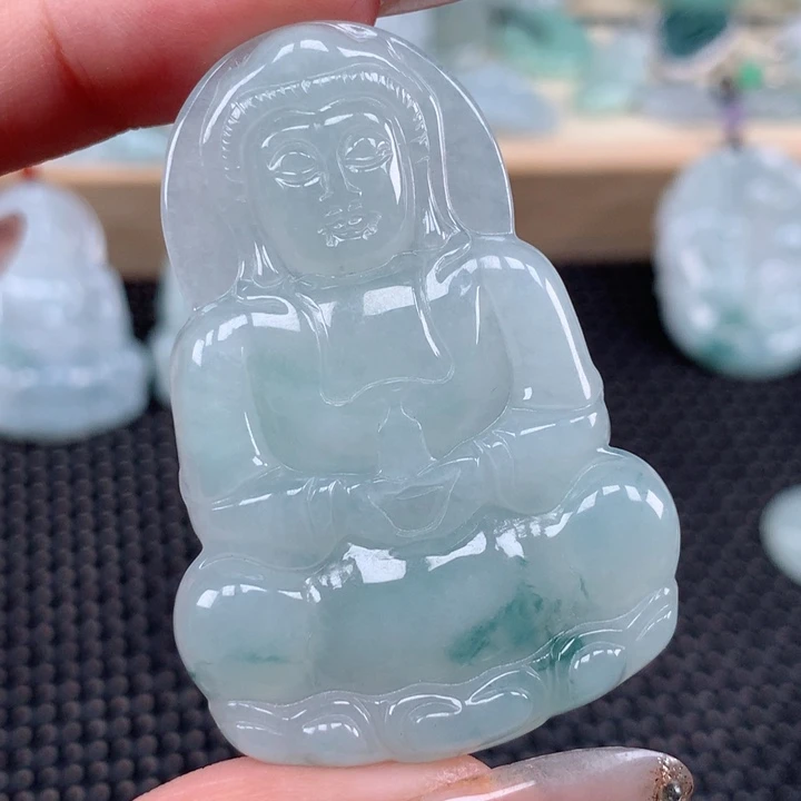 翡翠未镶嵌颈饰玉观音吊坠