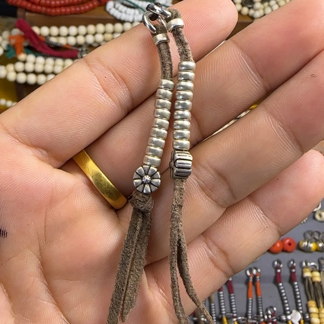 泥塑银计数器一对的