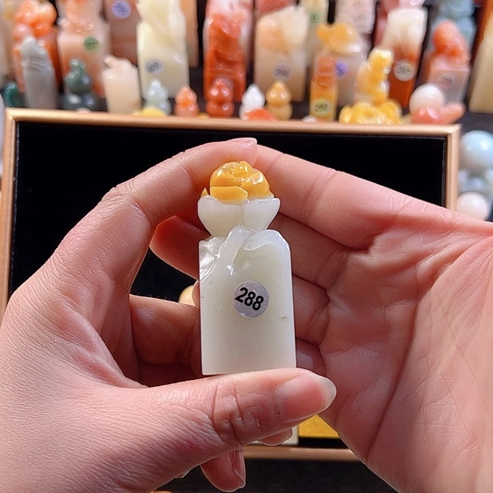 老挝石印石小*.2.5厘米，牡丹