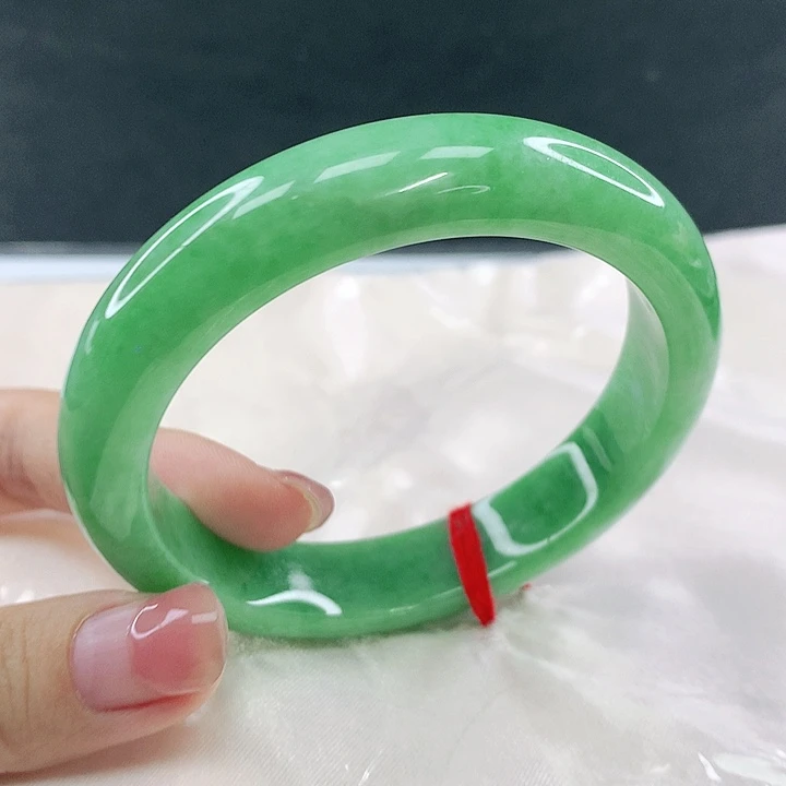 翡翠未镶嵌手镯圈56.3，15021
