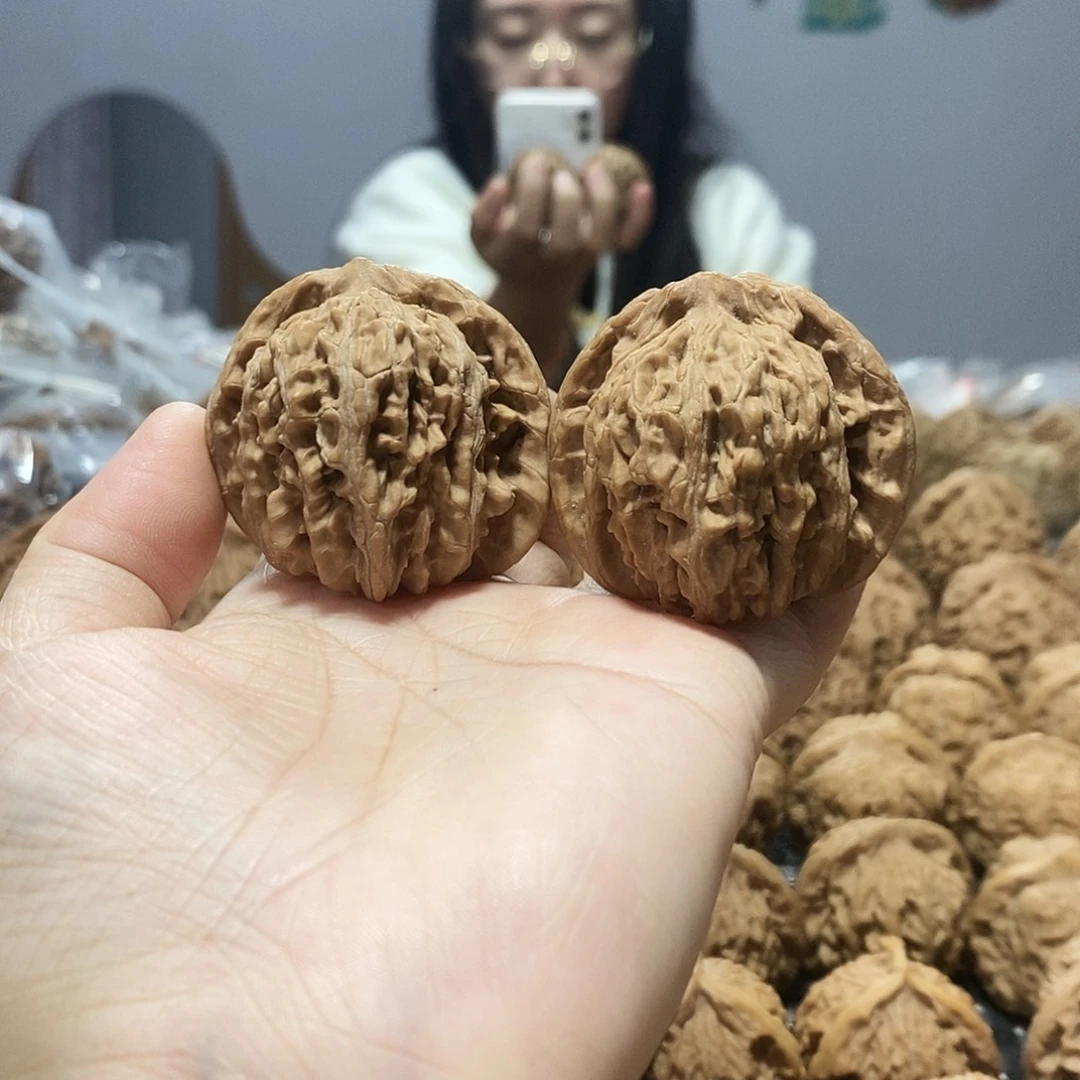 刁***哥吊坠文玩核桃四座楼43