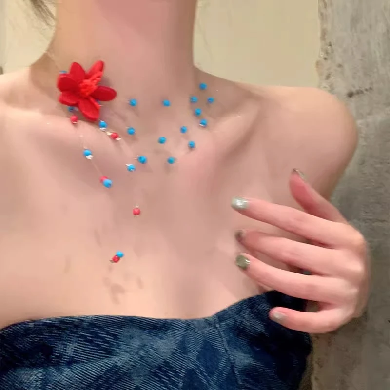 非金属亚克力项链 CHUYA饰品多巴胺蓝红花朵串珠锁骨链流苏项链女