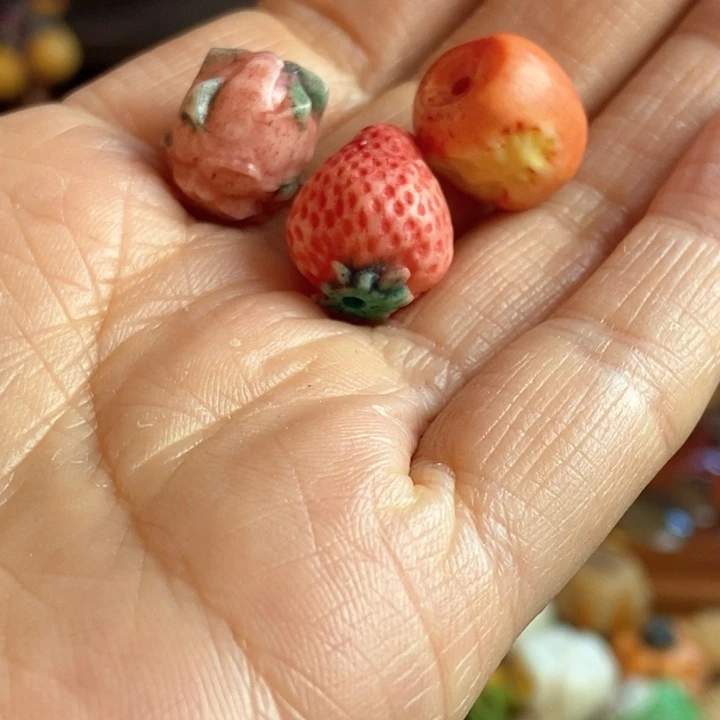 配饰驼骨雕刻水果三个一起