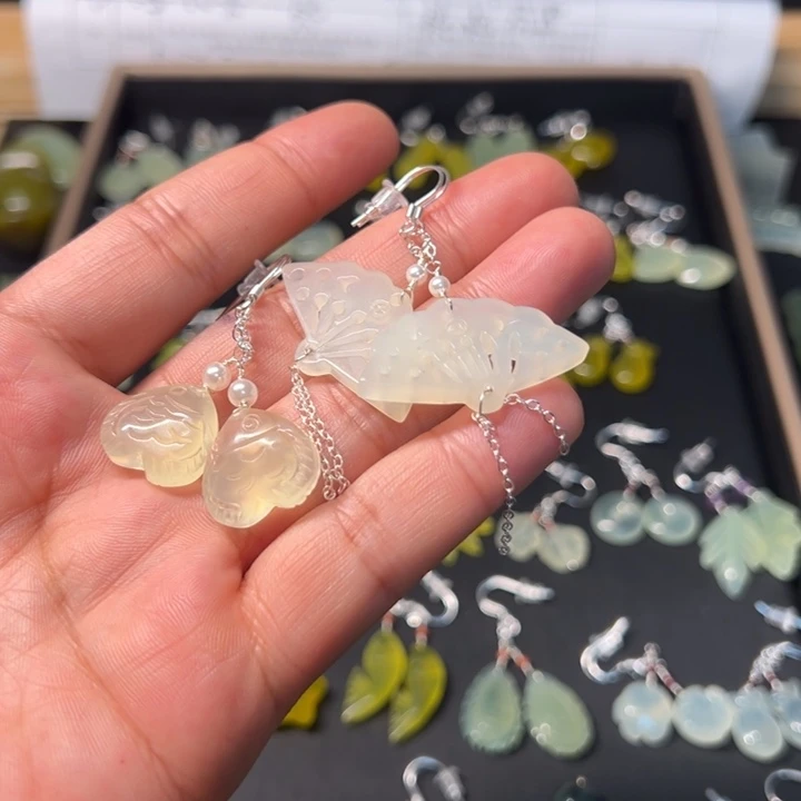 獨***憶岫玉银S925镶嵌耳钉