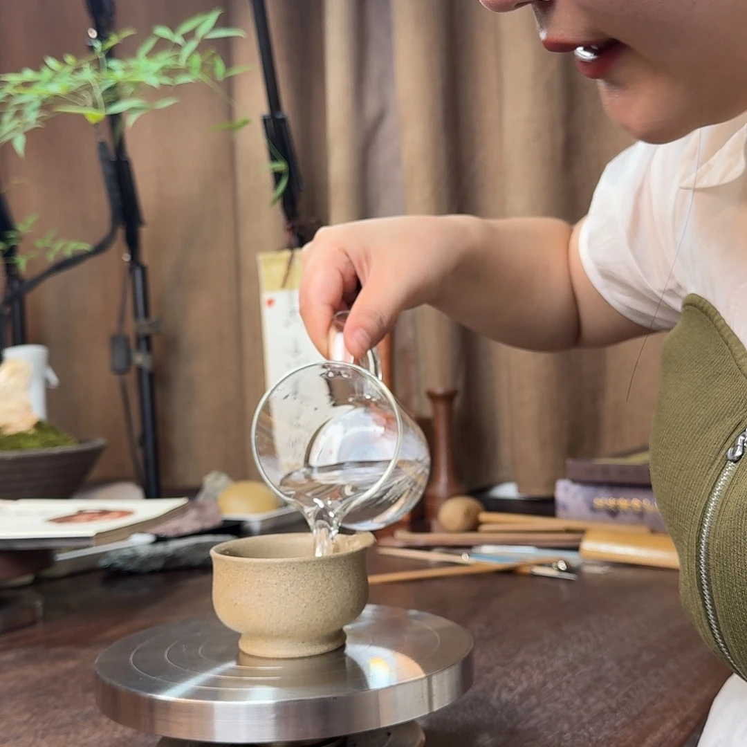 黄龙山原矿降坡泥普洱杯