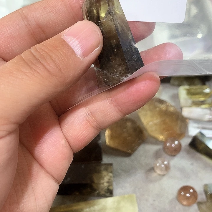 烟晶天然水晶柱子D154未镶嵌乌**家