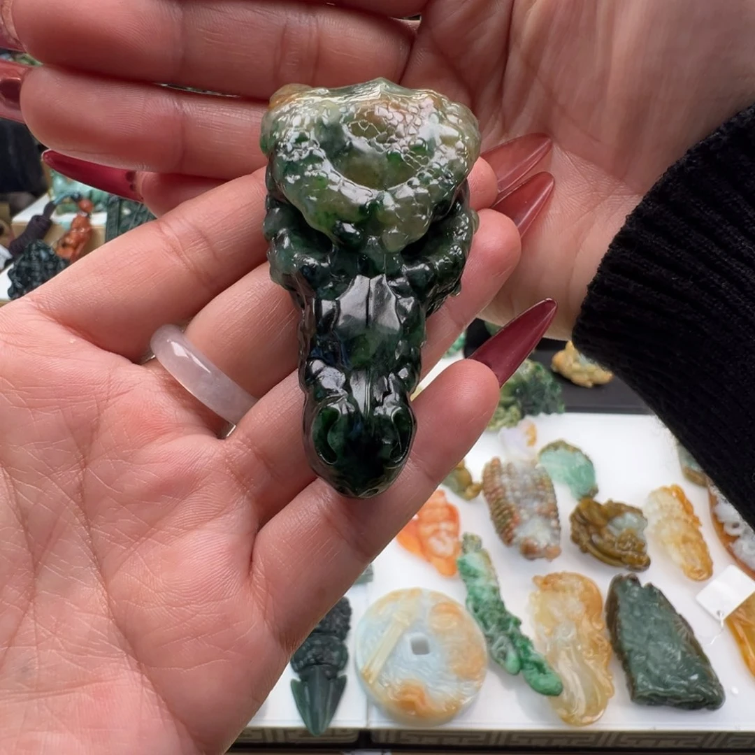 未镶嵌挂件翡翠天然缅甸