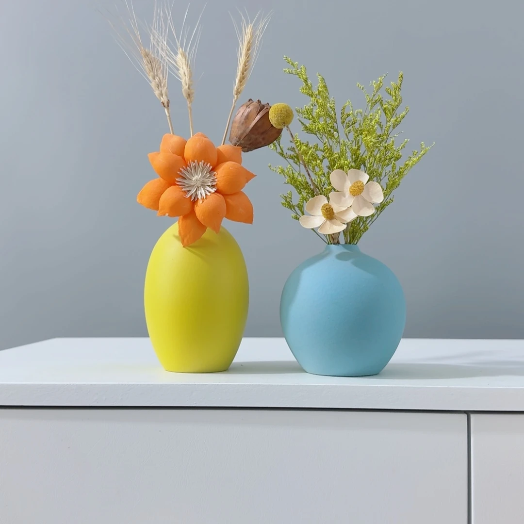摆件陶瓷小花瓶含花总高约20-30cm