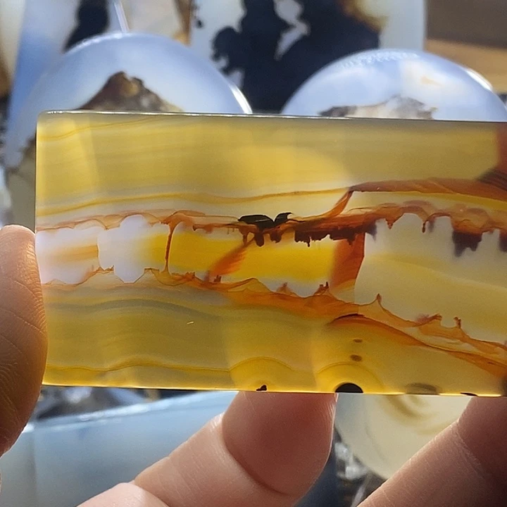 未镶嵌颈饰玛瑙/玉髓林*红