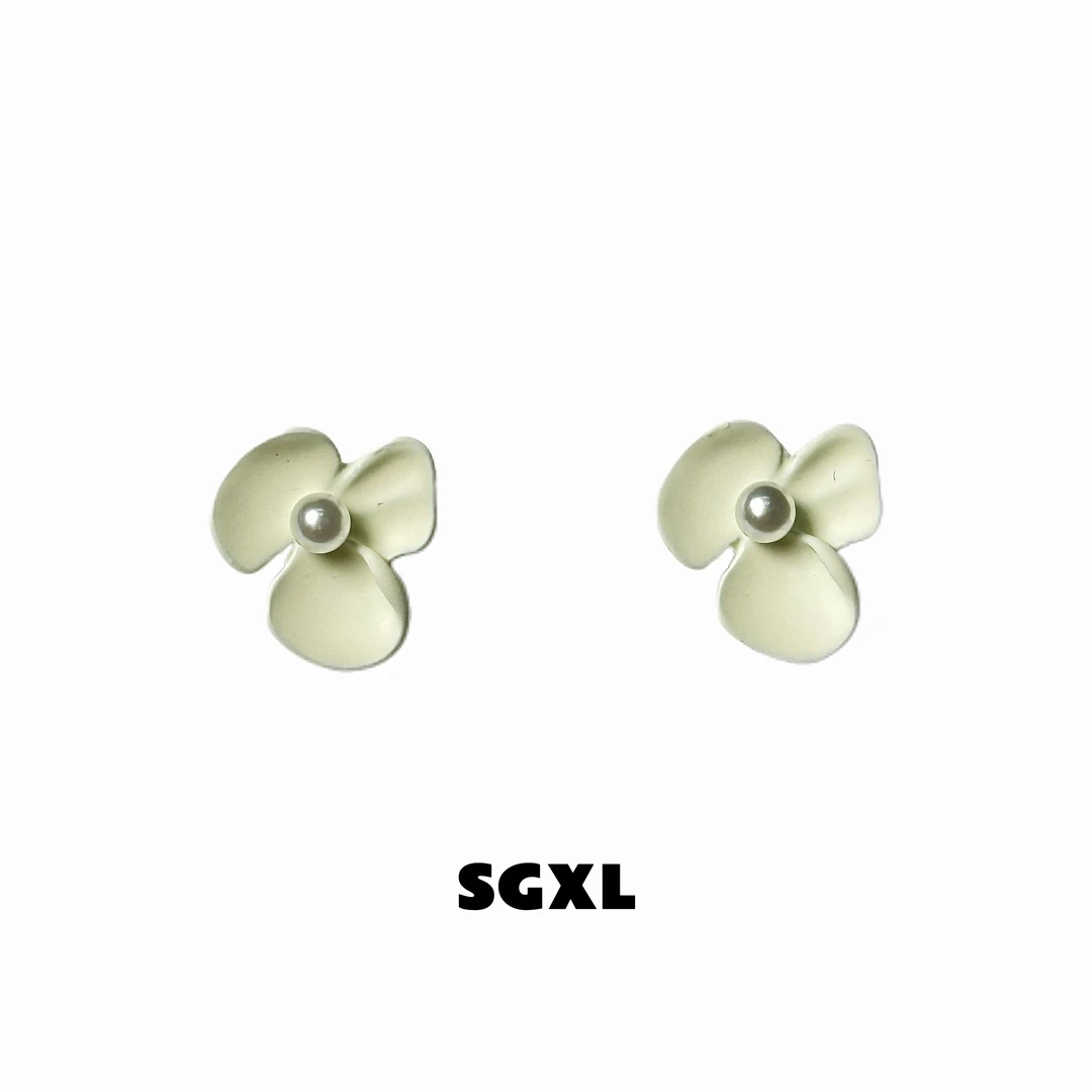 合金耳饰 SGXL简约白色植物花卉女耳钉小众设计感ins少女