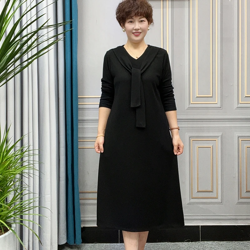 秋装新款妈妈连衣裙宽松版大码高贵气质显瘦时尚中老年女过膝长裙