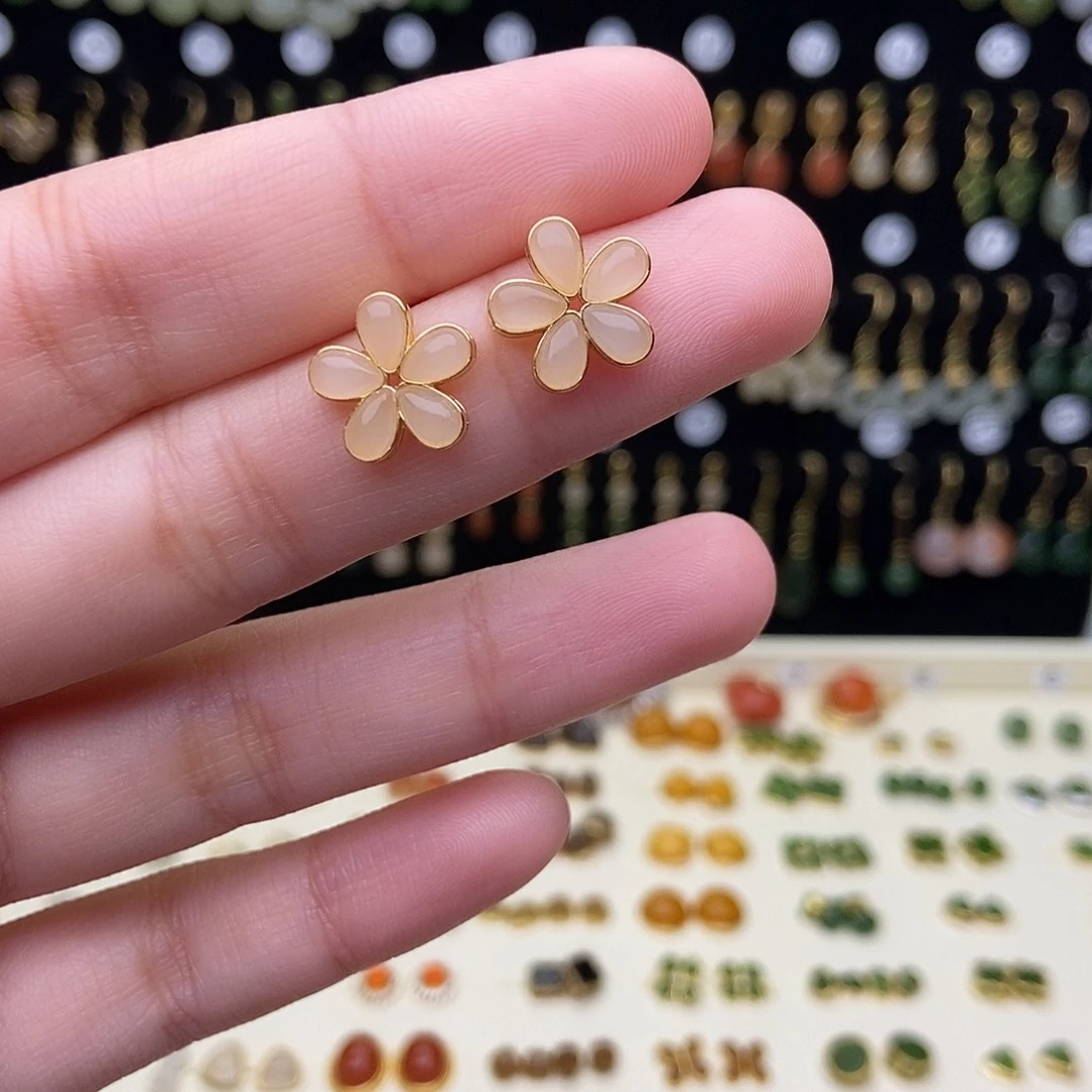 和田玉银S925镶嵌耳饰