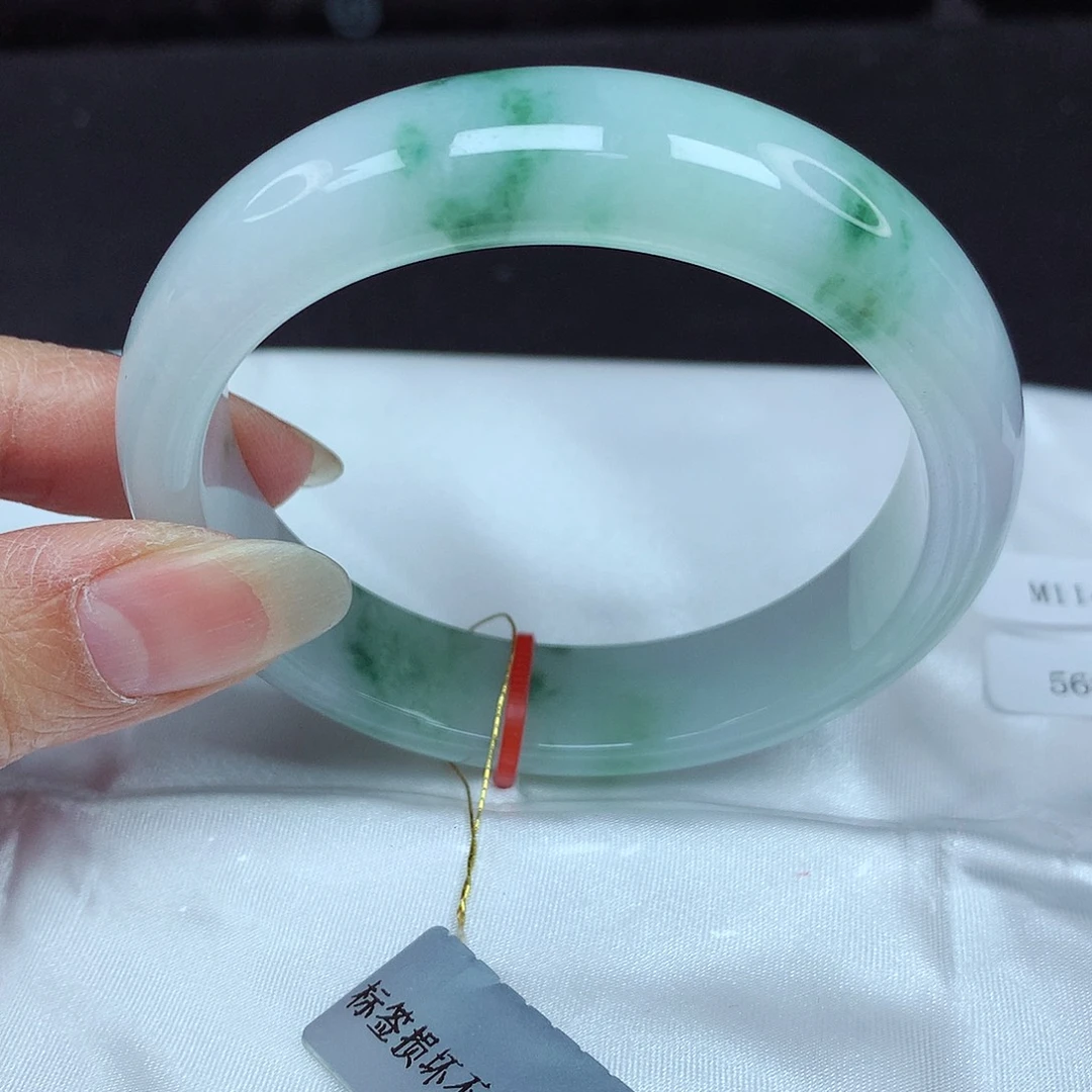 翡翠未镶嵌手镯56圈923