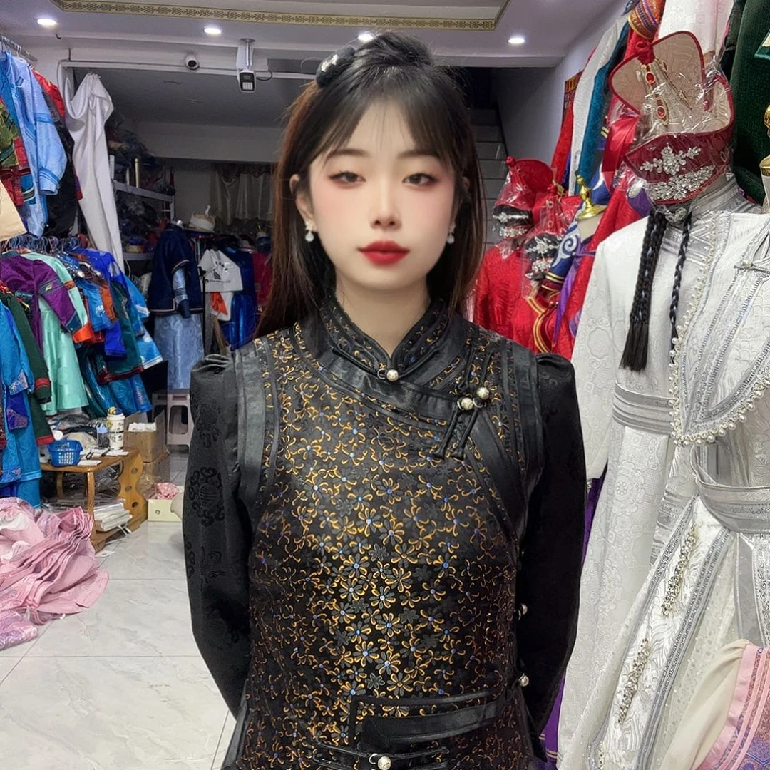 闪电购黑色碎花M