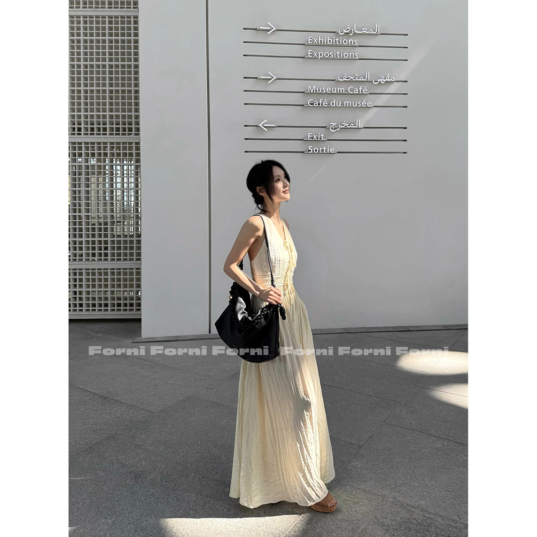 FORNI 希腊女神 北欧风复古V领收腰系带褶皱感大摆量吊带长裙