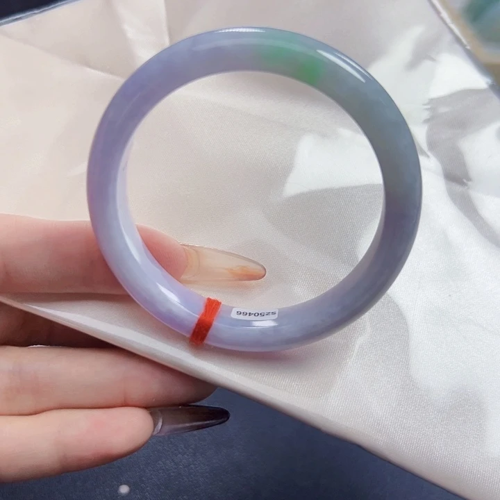 翡翠未镶嵌手镯52圈有纹裂不退换