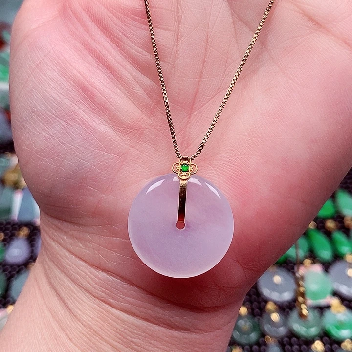 翡翠18K金镶嵌颈饰