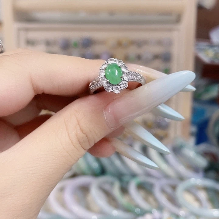 颈饰未镶嵌翡翠天然翡翠Ａ货