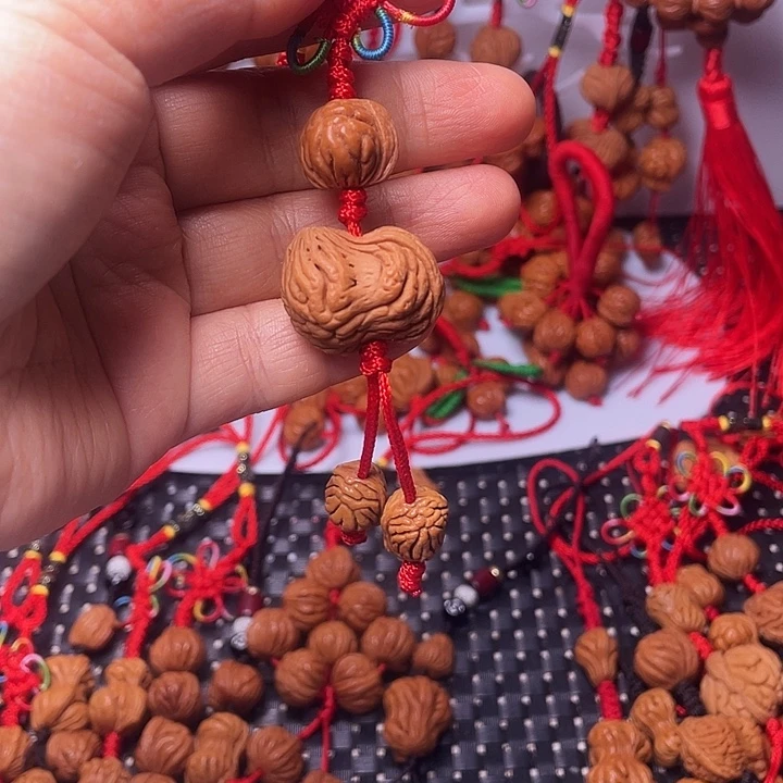 吊坠桃核龙纹桃枭