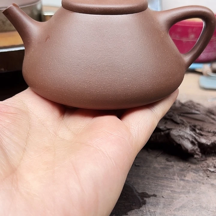 自***风茶壶紫砂子冶小石瓢微瑕底槽清