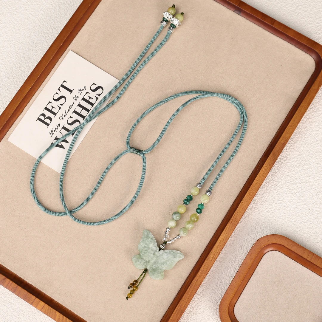 LZ4348绿色岫玉蝴蝶绳编项链