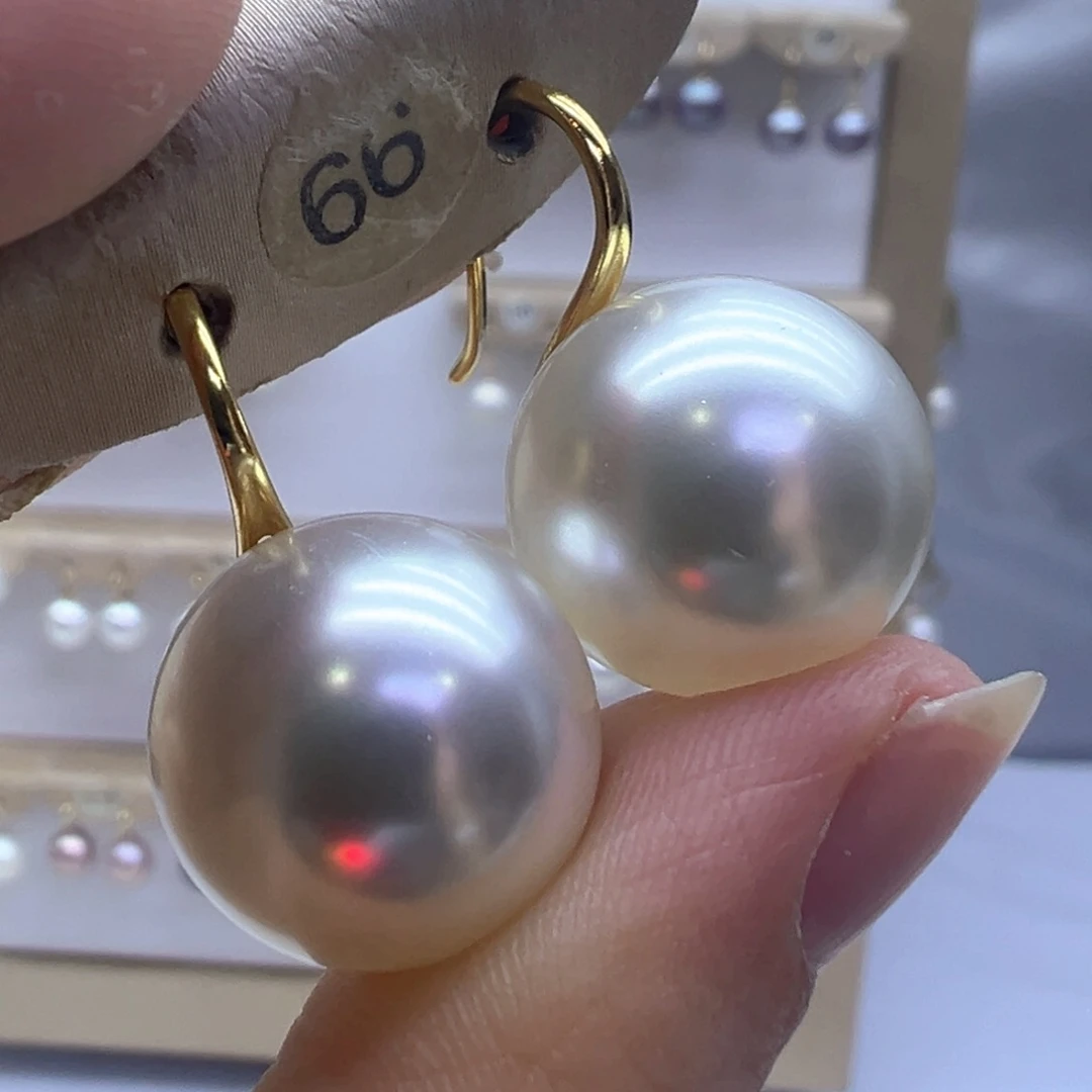 18K金镶嵌淡水珍珠耳饰