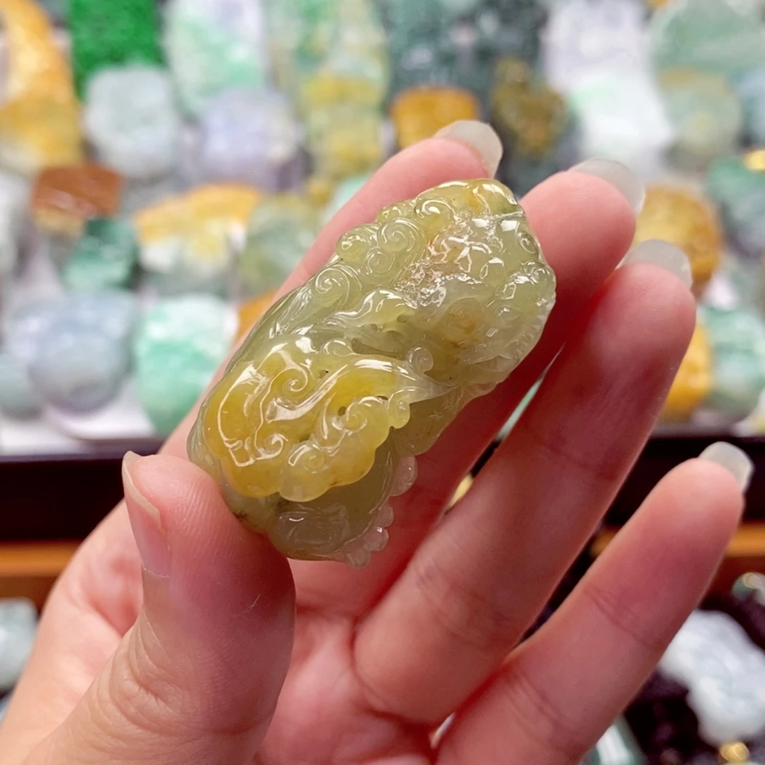 王***童颈饰未镶嵌翡翠翡翠