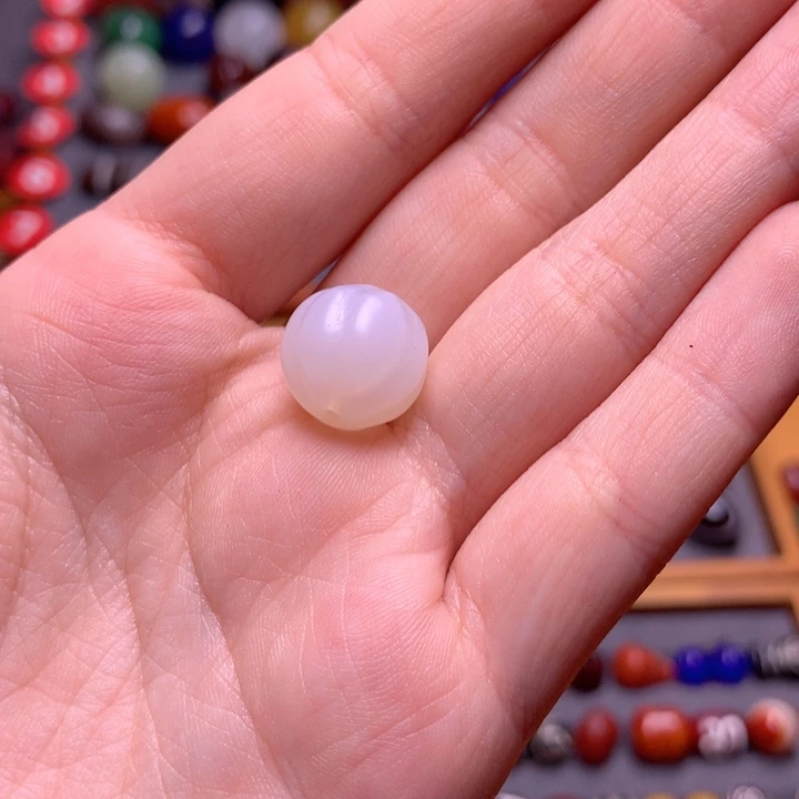 玛瑙/玉髓颈饰未镶嵌c****i