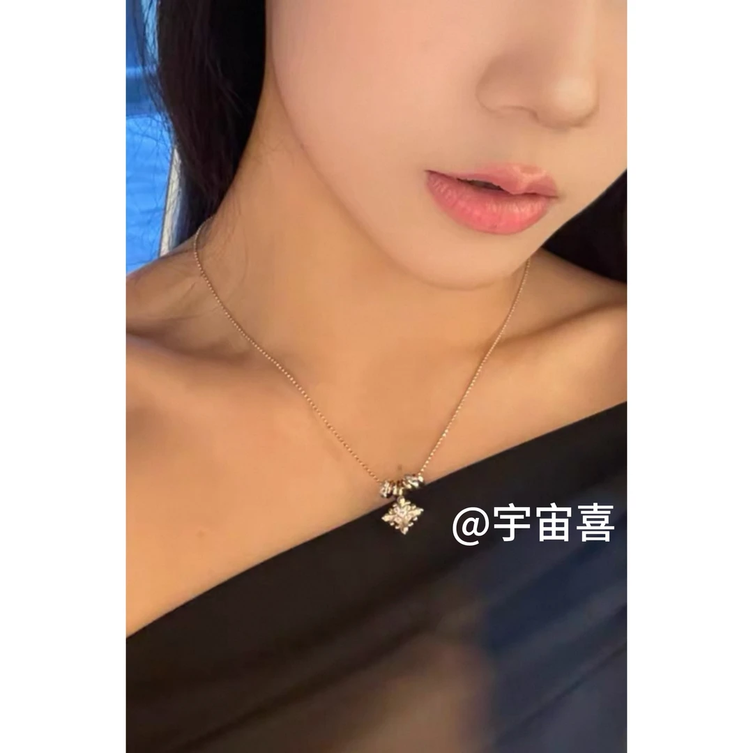 铜合金项链  I1-932【浅金色跑环小号米子花项链】