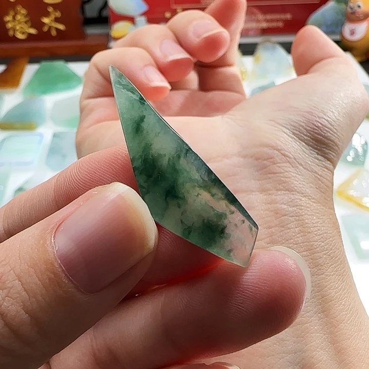 定制翡翠未镶嵌翡翠定制