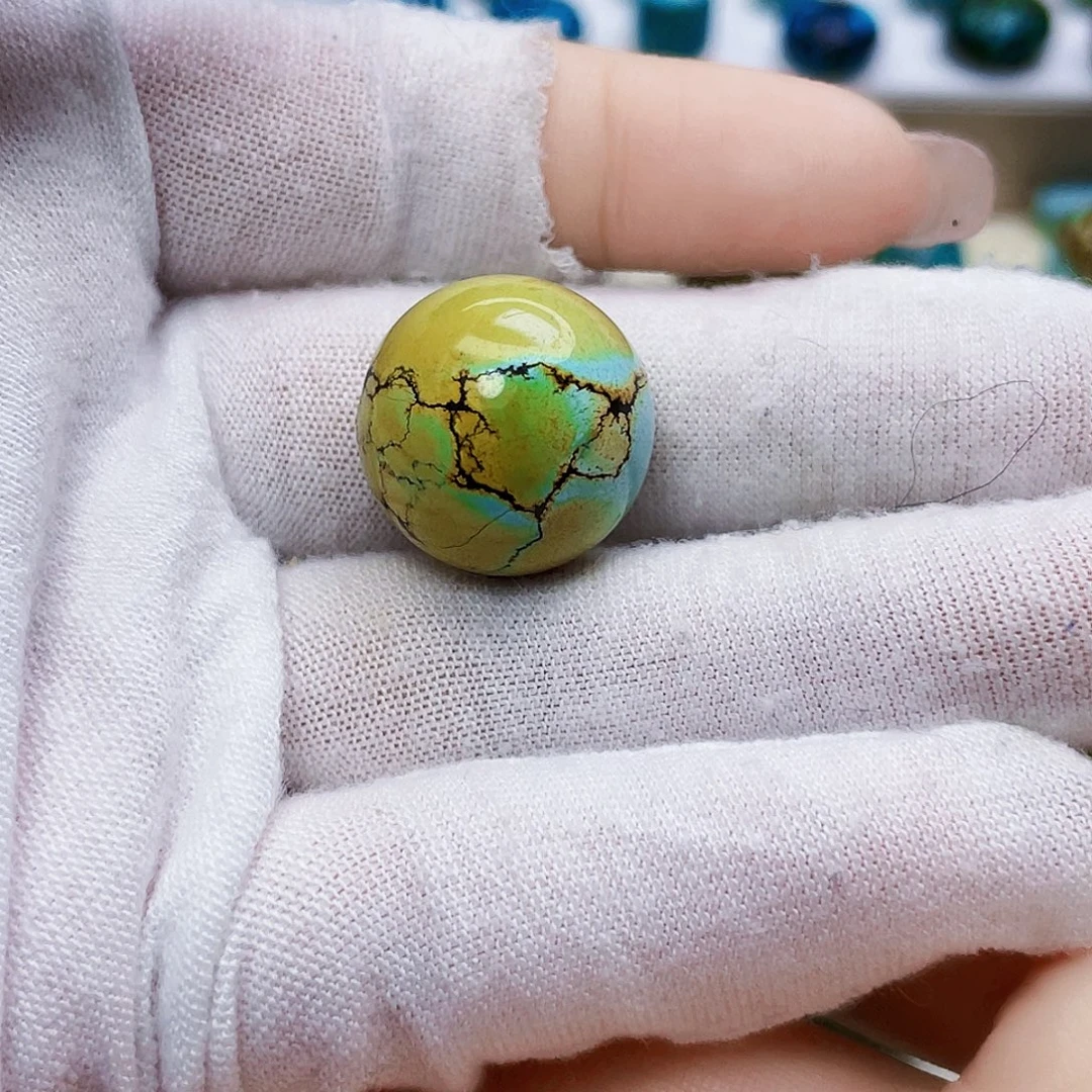 绿松石未镶嵌饰品