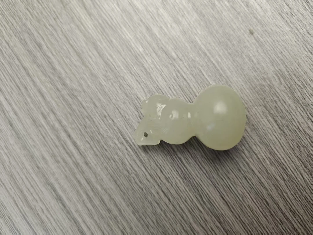 R043新疆青海格尔木黄口料中号葫芦福禄配縄子帯礼盒收藏品