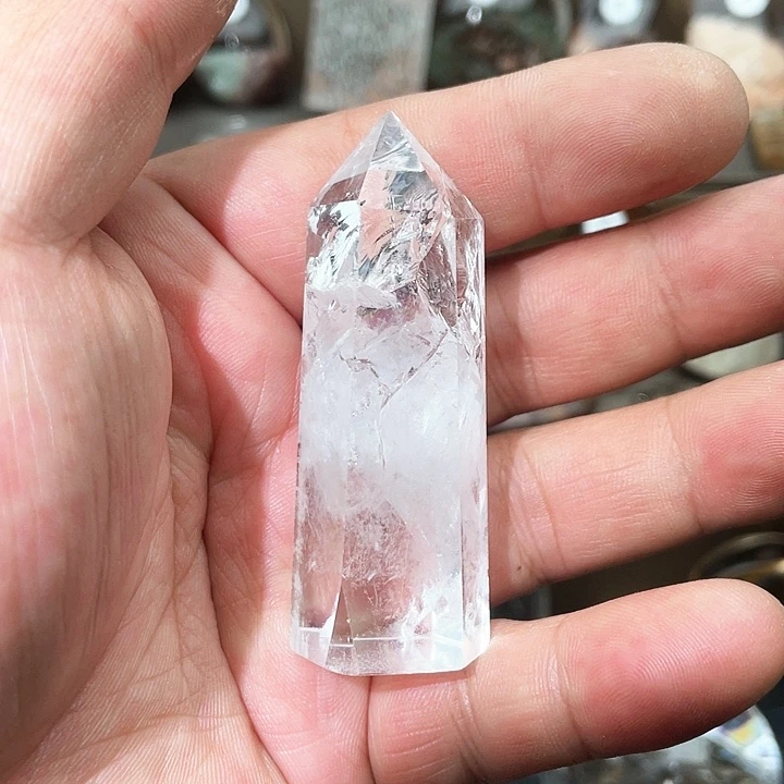 水晶颈饰未镶嵌电****?天然水晶