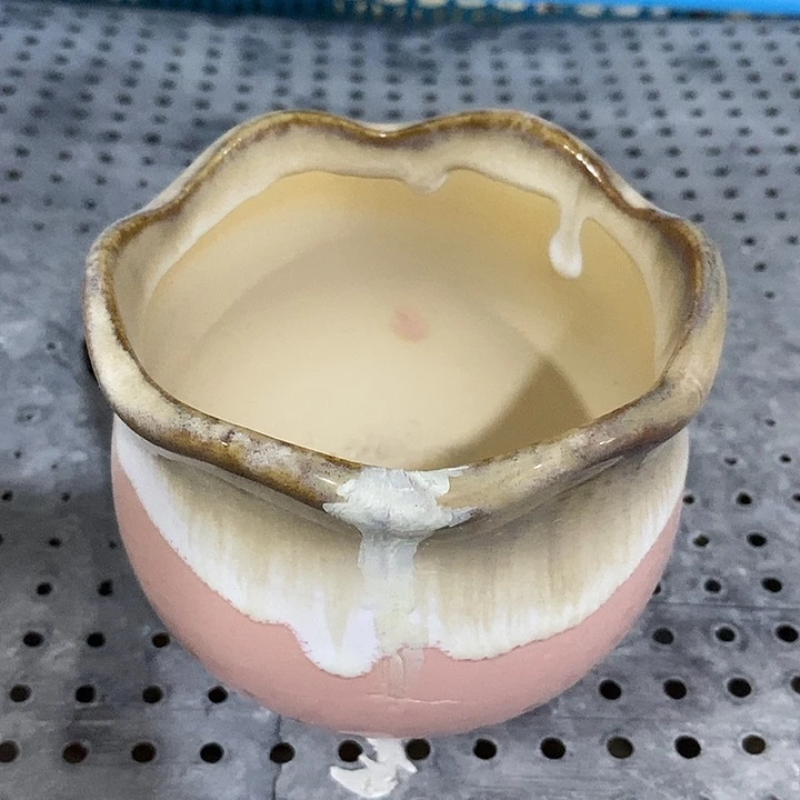 摆件陶盆有孔 瑕疵介意勿拍