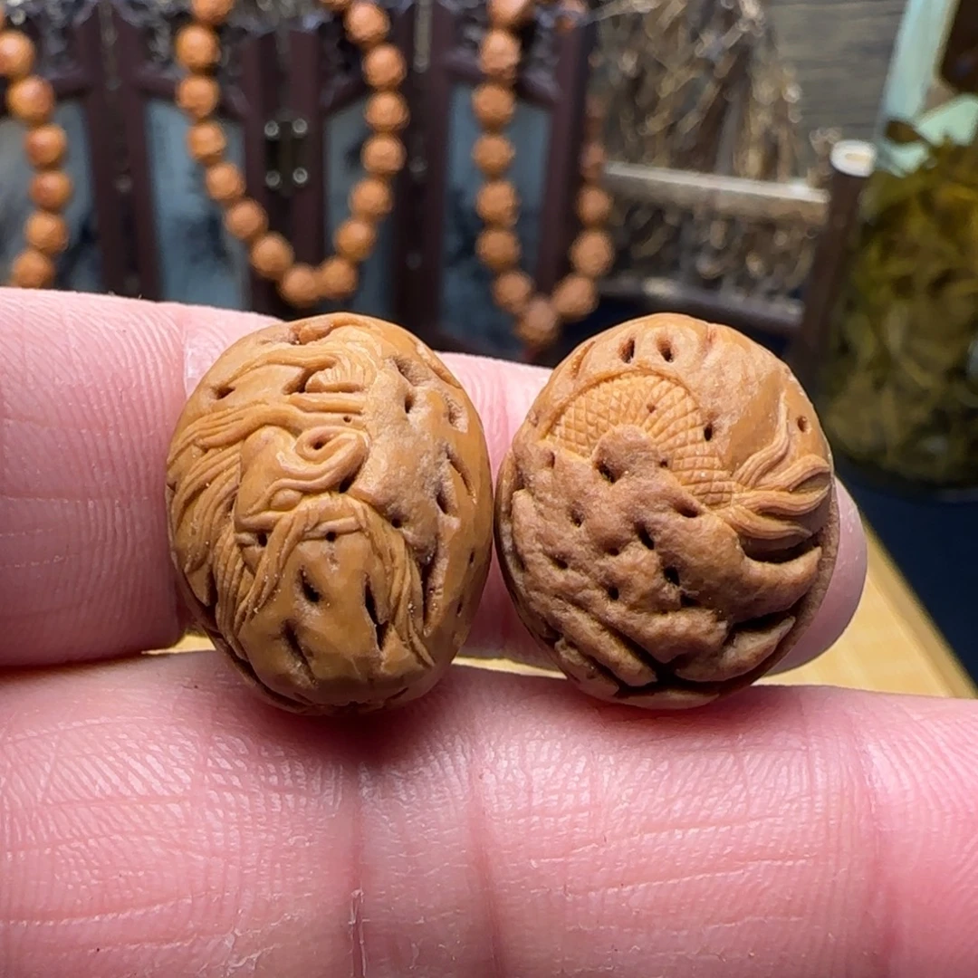 心***胖纯手工雕刻桃核单籽两颗